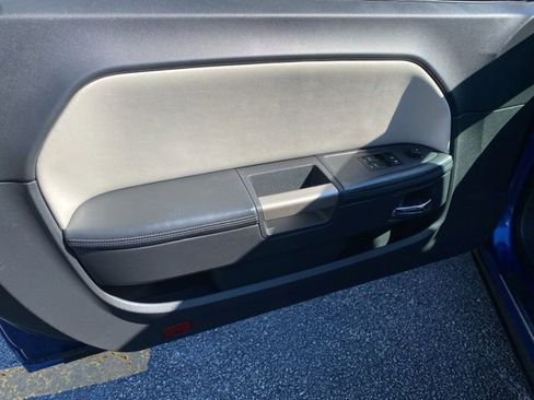 Used 2011 Dodge Challenger SRT8 RWD image 22