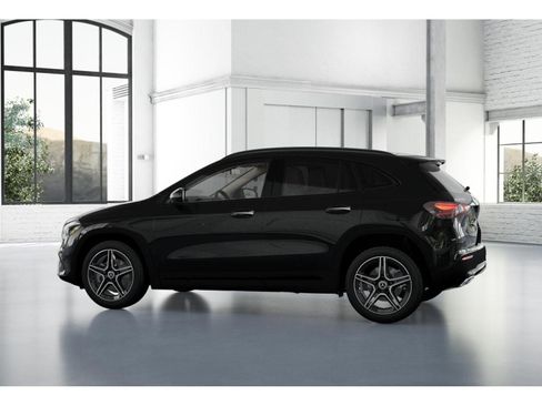 New 2026 Mercedes-Benz GLA 250 4MATIC image 32