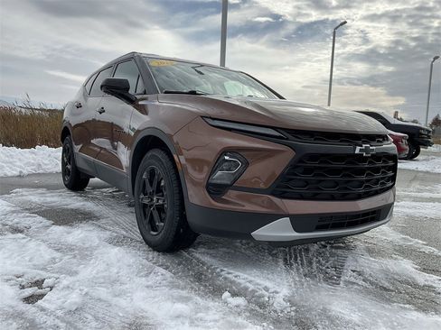 Used 2023 Chevrolet Blazer LT w/ Convenience Package image 2