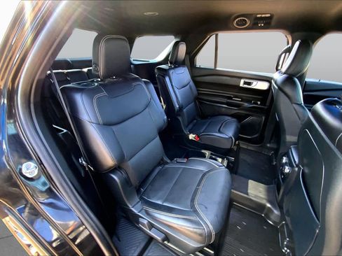 Used 2020 Ford Explorer ST w/ Premium Technology Package AWD/4WD image 20