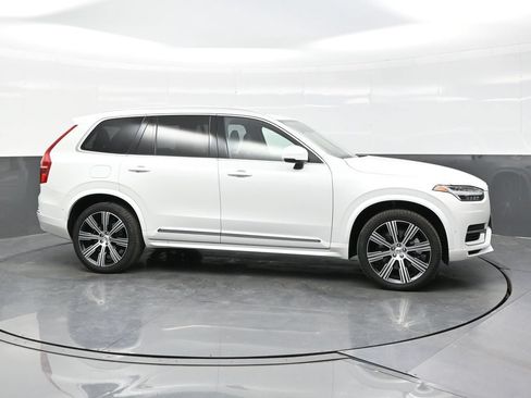 Used 2025 Volvo XC90 T8 Plus w/ Protection Package Premier AWD/4WD image 8