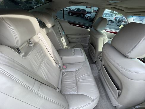 Used 2004 Lexus ES 330 FWD image 22