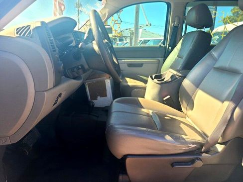 Used 2011 Chevrolet Silverado 2500 W/T image 8