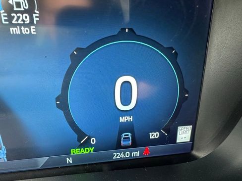 New 2025 Ford F150 Lariat w/ Equipment Group 502A High image 6