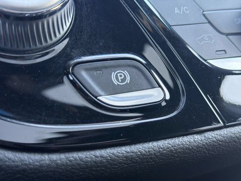 Used 2026 Chrysler Pacifica Limited w/ S Appearance Package FWD image 42