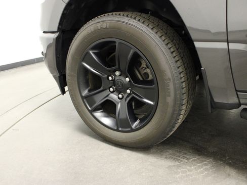 Used 2022 RAM 1500 Big Horn image 10