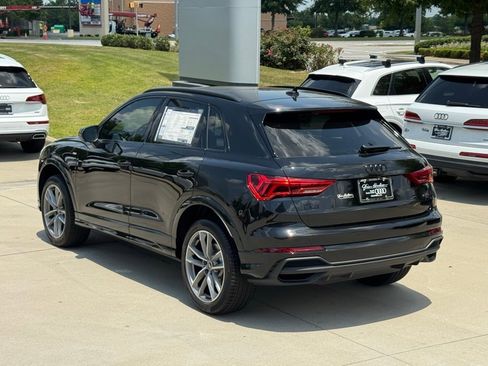 New 2025 Audi Q3 2.0T Premium image 12