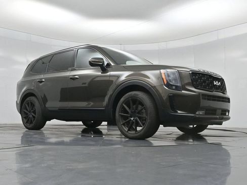 Used 2022 Kia Telluride SX w/ SX Prestige Package AWD/4WD image 50