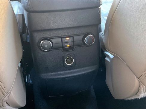 Used 2017 Ford Explorer XLT w/ Equipment Group 202A image 17