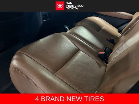 Used 2015 Lexus RX 450h AWD image 16