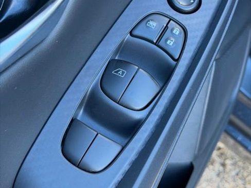 Certified 2025 Nissan Sentra SV image 15