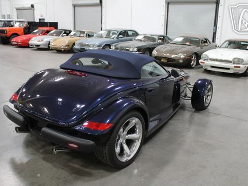 Used 2001 Chrysler Prowler image 27
