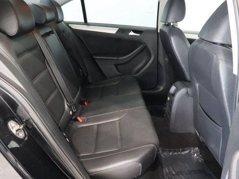 Used 2014 Volkswagen Jetta SE FWD image 11