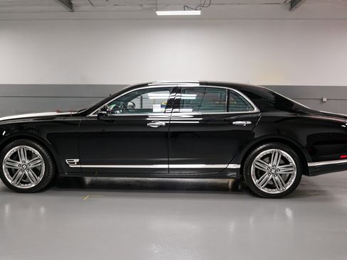 Used 2013 Bentley Mulsanne image 6
