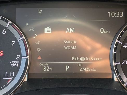 Used 2024 Toyota Highlander LE image 28