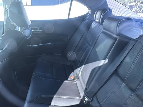 Used 2018 Acura TLX V6 w/ Technology Package FWD image 9