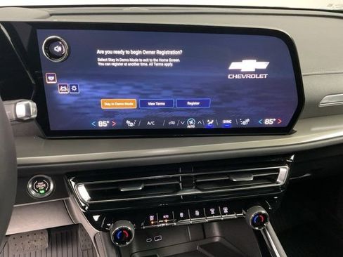 New 2026 Chevrolet Traverse LT w/ LPO, Floor Liner Package image 15