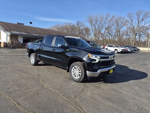 Used 2023 Chevrolet Silverado 1500 LT w/ Max Trailering Package image 2