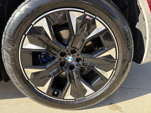 New 2026 BMW iX xDrive45 AWD/4WD image 28