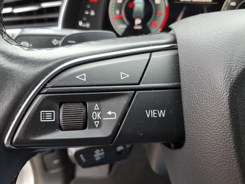 Used 2022 Audi Q7 Premium Plus image 21