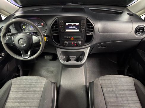 Used 2020 Mercedes-Benz Metris image 28
