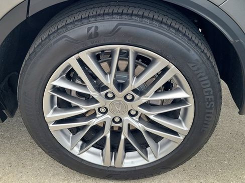 Used 2023 Acura MDX SH-AWD w/ Advance Package image 8