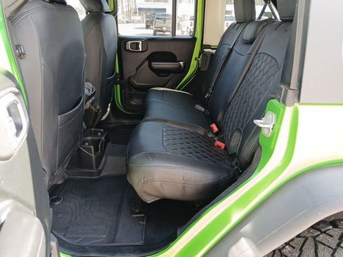 Used 2018 Jeep Wrangler Unlimited Sport S image 20