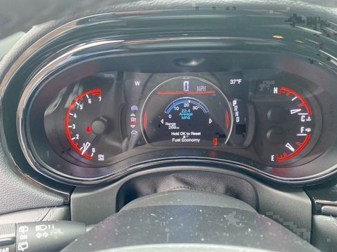 Used 2024 Dodge Durango SXT w/ Trailer Tow Group IV AWD/4WD image 19