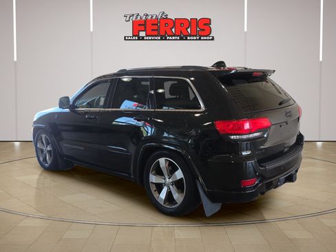 Used 2015 Jeep Grand Cherokee Overland AWD/4WD image 3