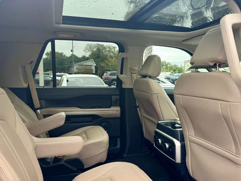 Certified 2024 Ford Expedition Limited image 11
