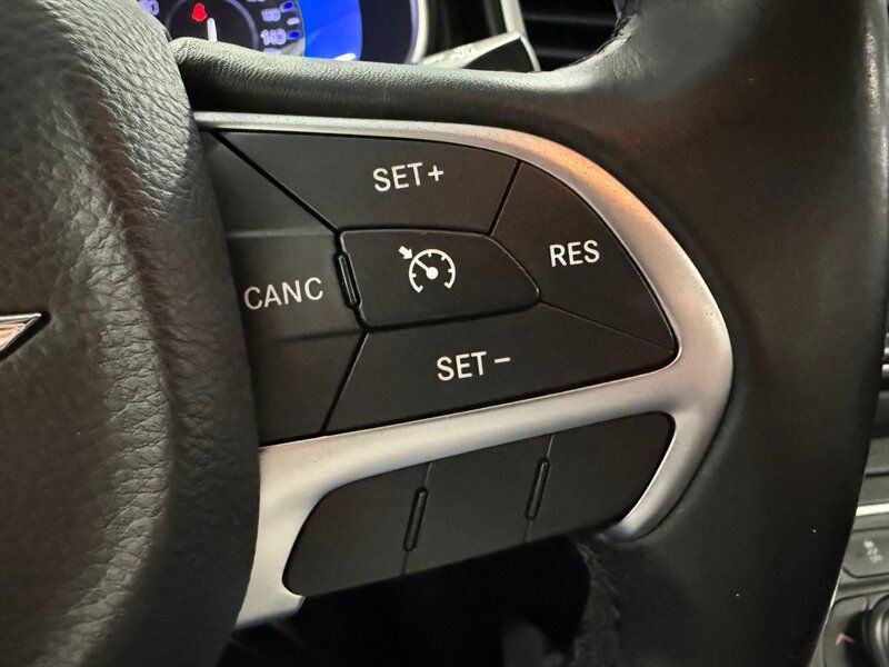 Used 2015 Chrysler 200 C FWD image 26