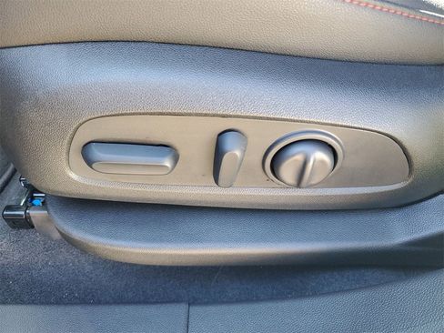 Used 2025 Chevrolet Blazer RS w/ Driver Confidence II Package image 20