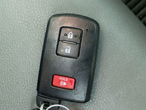 Used 2021 Toyota 4Runner SR5 Premium image 37