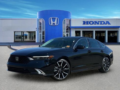New 2026 Honda Accord Touring image 2