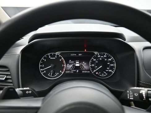 Used 2024 Nissan Rogue SV FWD image 22