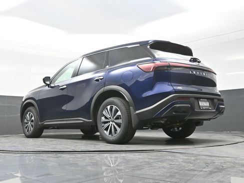 Used 2025 INFINITI QX60 Pure image 23