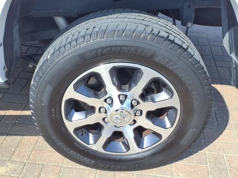 Used 2022 RAM 2500 Limited AWD/4WD image 10