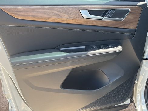 New 2026 Volkswagen Atlas SE FWD image 20