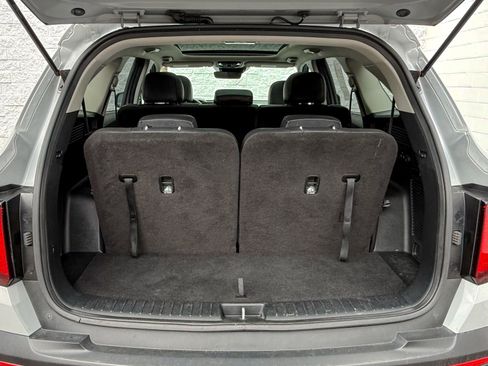 Used 2023 Kia Sorento S w/ Panoramic Sunroof Package AWD/4WD image 44