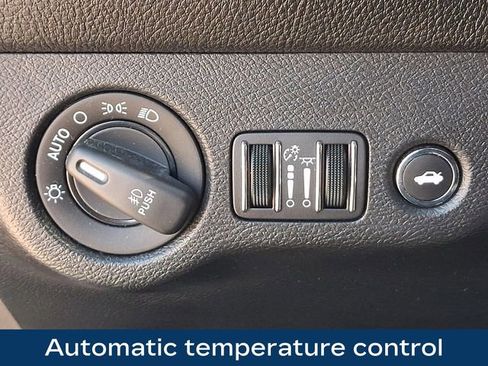 Used 2019 Dodge Challenger GT AWD/4WD image 8