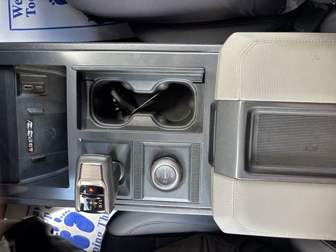 Used 2025 GMC Hummer EV 2X AWD/4WD image 23