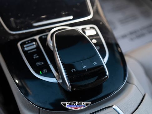 Used 2017 Mercedes-Benz E 300 image 36