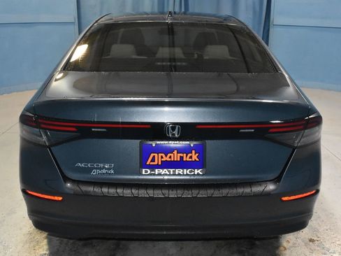 Used 2024 Honda Accord EX image 27