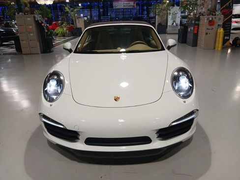 Used 2014 Porsche 911 Carrera S image 5