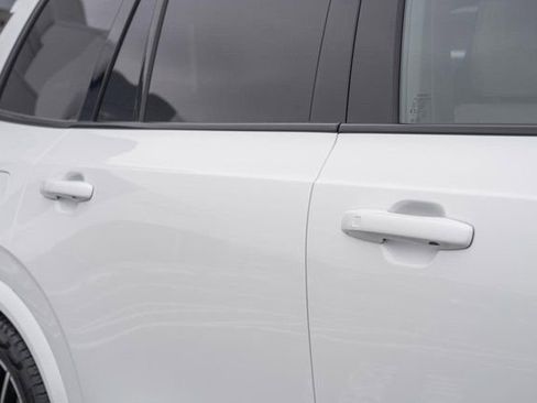 New 2026 Volvo XC90 B6 Ultra w/ Lounge Package image 15