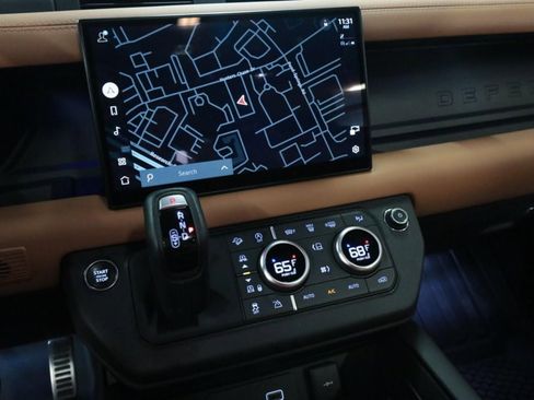 Used 2023 Land Rover Defender 110 V8 image 26