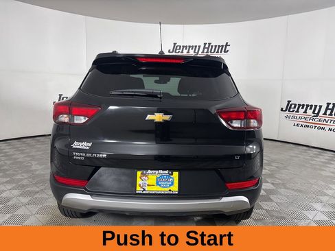 Used 2025 Chevrolet TrailBlazer LT AWD/4WD image 6