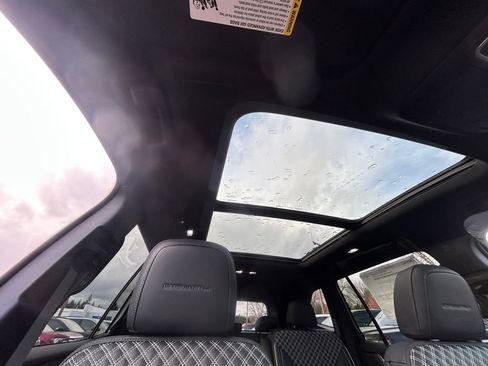 New 2026 GMC Acadia Denali image 27