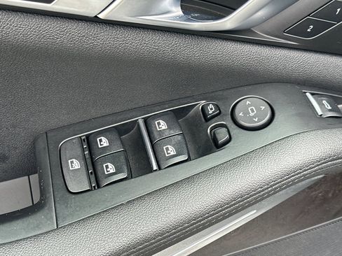 Used 2020 BMW X5 sDrive40i w/ Premium Package image 13