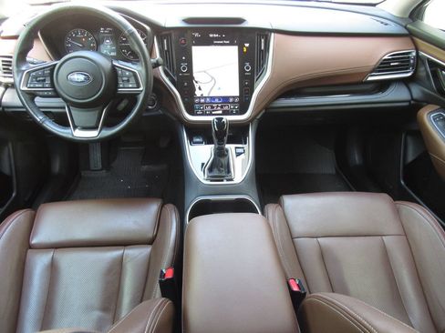 Used 2023 Subaru Outback Touring AWD/4WD image 31